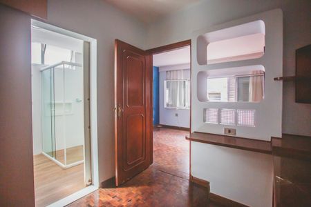 Casa à venda com 250m², 3 quartos e 2 vagasCloset da Suíte