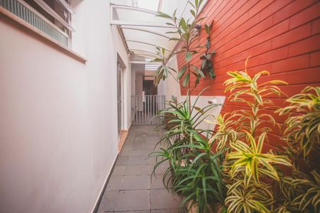Casa à venda com 250m², 3 quartos e 2 vagasÁrea comum - Corredor Lateral