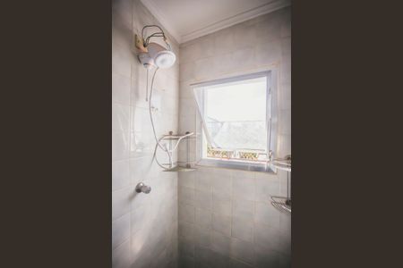 Casa à venda com 250m², 3 quartos e 2 vagasBanheiro de serviço