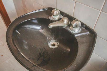 Casa à venda com 250m², 3 quartos e 2 vagasBanheiro de serviço