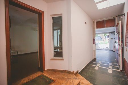 Casa à venda com 250m², 3 quartos e 2 vagasÁrea comum - Corredor Lateral