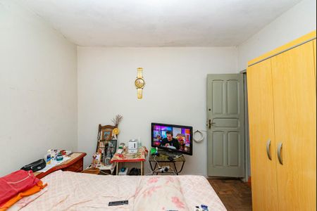 Casa à venda com 300m², 4 quartos e 1 vaga Casa à venda com 300m², 4 quartos e 1 vagaQuarto 1