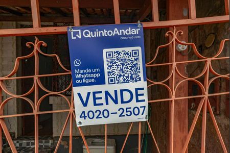 Casa à venda com 300m², 4 quartos e 1 vaga Casa à venda com 300m², 4 quartos e 1 vagaPlaca