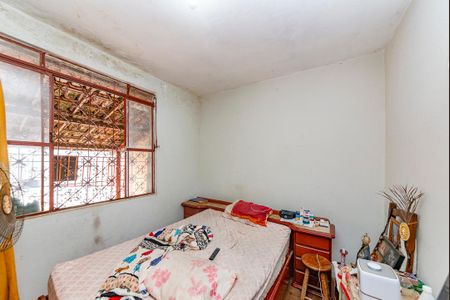 Casa à venda com 300m², 4 quartos e 1 vaga Casa à venda com 300m², 4 quartos e 1 vagaQuarto 1