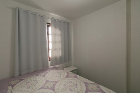 Casa de condomínio à venda com 180m², 3 quartos e 1 vaga Casa de condomínio à venda com 180m², 3 quartos e 1 vagaSuíte