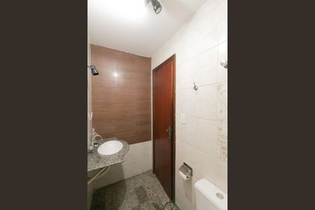 Casa de condomínio à venda com 180m², 3 quartos e 1 vaga Casa de condomínio à venda com 180m², 3 quartos e 1 vagaBanheiro