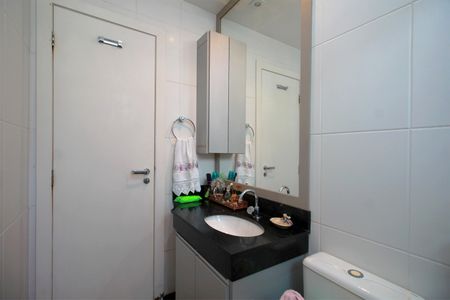 Apartamento à venda com 197m², 4 quartos e 3 vagasBanheiro da Suíte 1