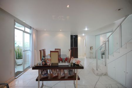 Apartamento à venda com 197m², 4 quartos e 3 vagasSala de Jantar