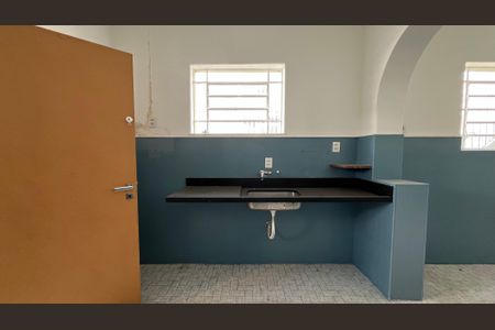 Casa à venda com 248m², 2 quartos e 4 vagasCozinha