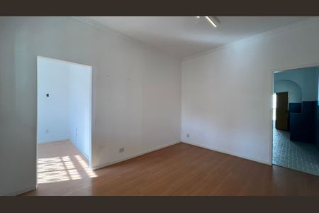Casa à venda com 248m², 2 quartos e 4 vagasSala 2