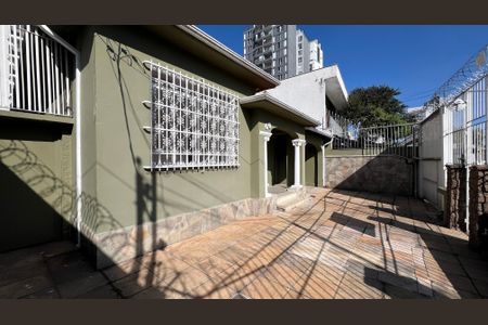 Casa à venda com 248m², 2 quartos e 4 vagasQuintal