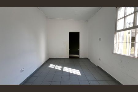 Casa à venda com 248m², 2 quartos e 4 vagasEdícula