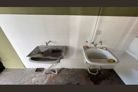 Casa à venda com 248m², 2 quartos e 4 vagasÁrea de Serviço