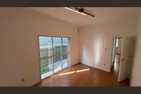 Casa à venda com 248m², 2 quartos e 4 vagasQuarto 1