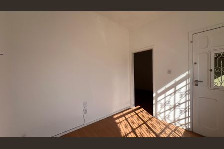 Casa à venda com 248m², 2 quartos e 4 vagasSala