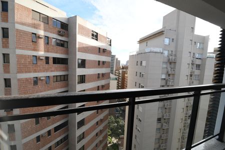 Apartamento à venda com 52m², 1 quarto e 2 vagasSala - Vista