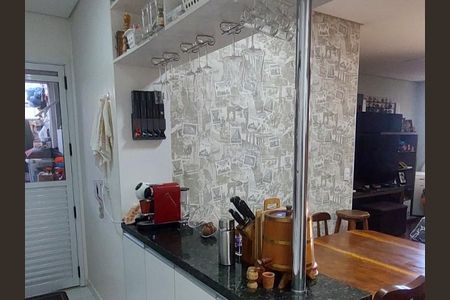 Apartamento à venda com 105m², 2 quartos e 2 vagasCozinha 