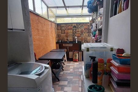 Apartamento à venda com 105m², 2 quartos e 2 vagasÁrea de Serviço