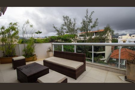 Apartamento à venda com 347m², 4 quartos e 3 vagasVaranda da Sala