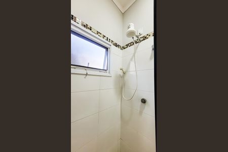 Casa de condomínio à venda com 360m², 4 quartos e 4 vagasBanheiro da Área externa