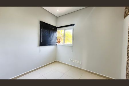 Casa de condomínio à venda com 360m², 4 quartos e 4 vagasEscritório