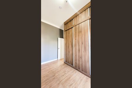 Casa de condomínio à venda com 360m², 4 quartos e 4 vagasQuarto 2