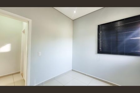 Casa de condomínio à venda com 360m², 4 quartos e 4 vagasEscritório