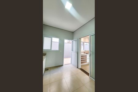 Casa de condomínio à venda com 360m², 4 quartos e 4 vagasLavanderia