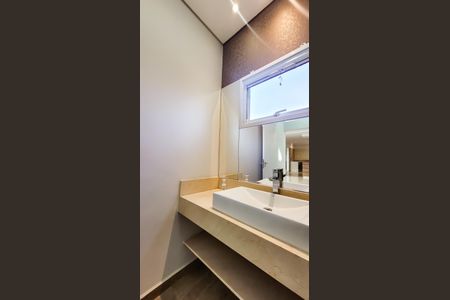 Casa de condomínio à venda com 360m², 4 quartos e 4 vagasLavabo