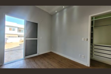 Casa de condomínio à venda com 360m², 4 quartos e 4 vagasSuite 2