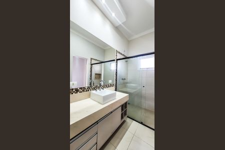 Casa de condomínio à venda com 360m², 4 quartos e 4 vagasBanheiro da Suite 2