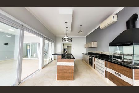 Casa de condomínio à venda com 360m², 4 quartos e 4 vagasÁrea gourmet