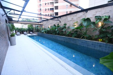 Apartamento à venda com 49m², 1 quarto e 2 vagasÁrea comum - Piscina