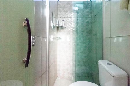 Casa à venda com 138m², 4 quartos e 4 vagasBanheiro social 2