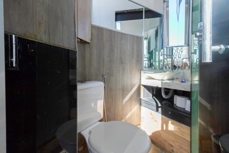 Casa à venda com 138m², 4 quartos e 4 vagasLavabo 2