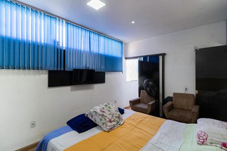 Casa à venda com 138m², 4 quartos e 4 vagasSuíte 4