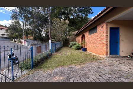 Casa à venda com 226m², 2 quartos e 4 vagasGaragem