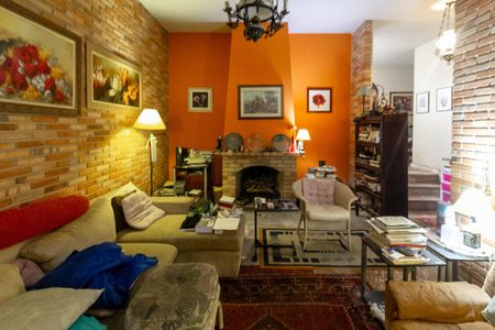 Casa à venda com 226m², 2 quartos e 4 vagasSala de Tv