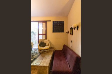 Casa à venda com 226m², 2 quartos e 4 vagasSuíte