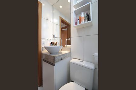 Apartamento à venda com 49m², 2 quartos e 1 vagaBanheiro Social