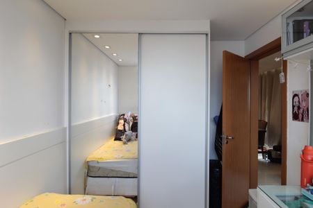 Apartamento à venda com 49m², 2 quartos e 1 vagaQuarto