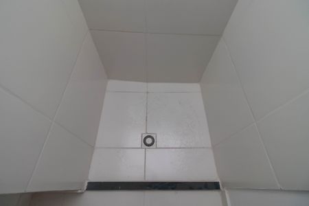 Apartamento à venda com 31m², 2 quartos e sem vaga Apartamento à venda com 31m², 2 quartos e sem vagaBanheiro