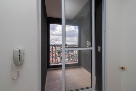 Apartamento à venda com 31m², 2 quartos e sem vaga Apartamento à venda com 31m², 2 quartos e sem vagaVaranda - Sala