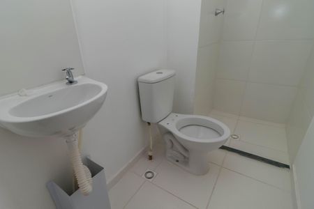Apartamento à venda com 31m², 2 quartos e sem vaga Apartamento à venda com 31m², 2 quartos e sem vagaBanheiro