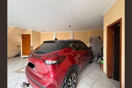 Casa à venda com 330m², 4 quartos e 4 vagas Casa à venda com 330m², 4 quartos e 4 vagasGaragem