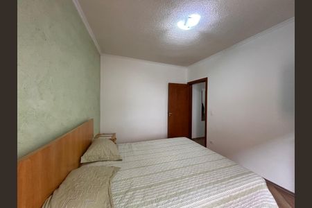 Casa à venda com 330m², 4 quartos e 4 vagas Casa à venda com 330m², 4 quartos e 4 vagasSuíte