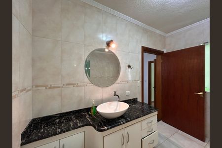 Casa à venda com 330m², 4 quartos e 4 vagas Casa à venda com 330m², 4 quartos e 4 vagasBanheiro da Suíte