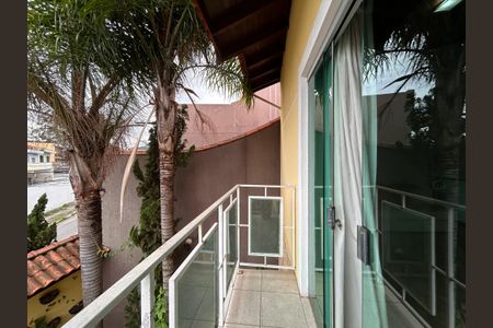 Casa à venda com 330m², 4 quartos e 4 vagas Casa à venda com 330m², 4 quartos e 4 vagasVaranda da Sala