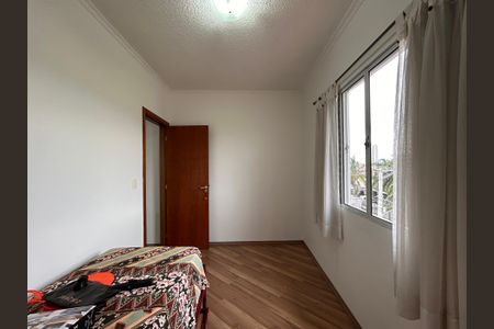 Casa à venda com 330m², 4 quartos e 4 vagas Casa à venda com 330m², 4 quartos e 4 vagasQuarto 3