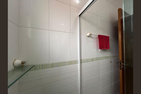 Casa à venda com 330m², 4 quartos e 4 vagas Casa à venda com 330m², 4 quartos e 4 vagasBanheiro 1